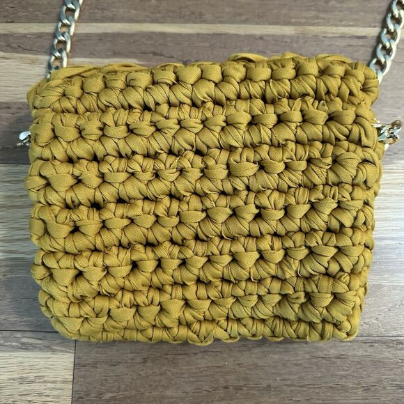 Handmade Mustard Yellow Crochet Fabric Bag with Gold Chain - Picture 9 of 12